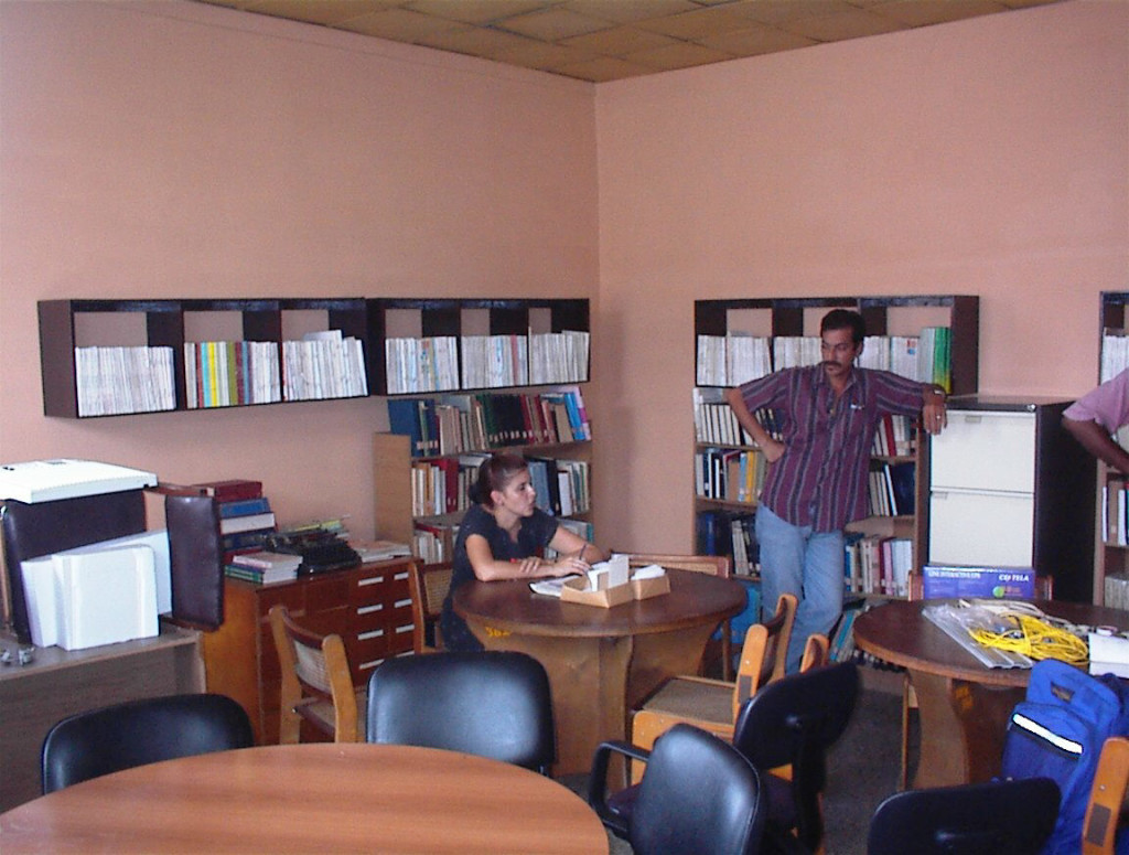 Biblioteca del Policlínico Pedro Fonseca de Punta Brava. 2007