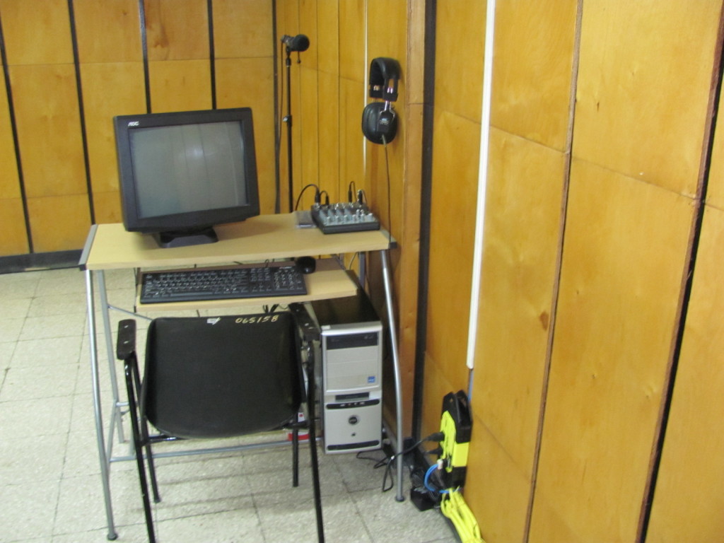 Equipamiento de OPS para la Sala de Elluminate de Guantánamo. 2011
